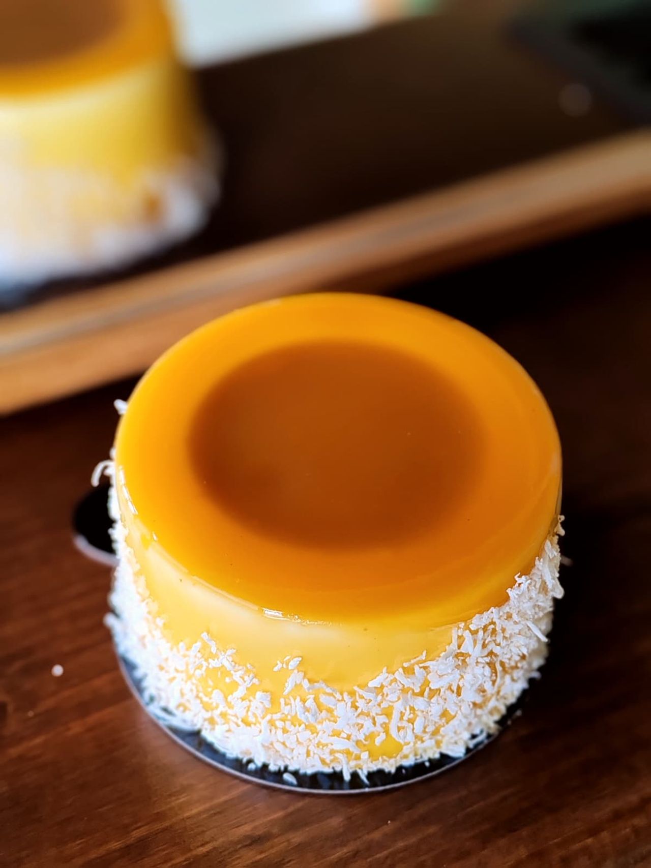 Mono cu cocos și mango